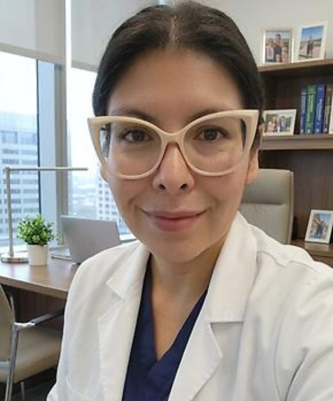 Dr. Jessica Ysabel Camacho García — Veterinarian and Zootechnician, CMVP 12434